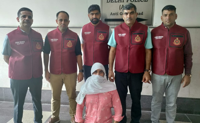 पश्चिम बिहार में नामी बिल्डर की हत्या का मामला सुलझा, 2 आरोपी गिरफ्तार