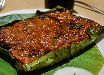 How To Make Meen Pollichathu - A South Indian Fish Recipe You Must Try How To Make Meen Pollichathu - A South Indian Fish Recipe You Must Try