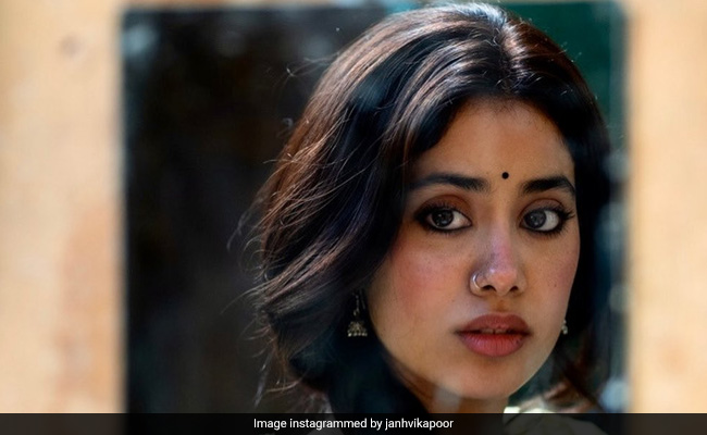 <i>Good Luck Jerry</i>: Janhvi Kapoor's Post Gets A Whole Lot Of Love From Tara Sutaria And Others