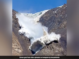 Caught On Camera: Stunning Moment Avalanche Hurtles Towards Tourists During Kyrgyzstan Trek Caught On Camera: Stunning Moment Avalanche Hurtles Towards Tourists During Kyrgyzstan Trek
