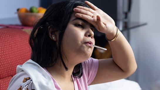 वायरल फीवर होने पर क्या करें, क्या नहीं... फ्लो करें डॉ. एमएस दुग्ताल की  सलाह | Dr. MS Dugtal viral fever how to take care viral fever mein kya  khana chahie