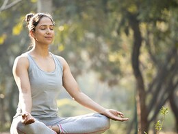World Meditation Day 2024: आज है विश्व ध्यान दिवस, जानिए मेडिटेशन के फायदे World Meditation Day 2024: आज है विश्व ध्यान दिवस, जानिए मेडिटेशन के फायदे