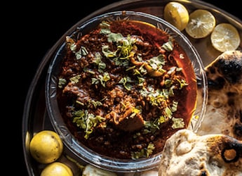 Bihari Handi Gosht: This Yummy Mutton Curry Is A Great Addition To Your Party Menu Bihari Handi Gosht: This Yummy Mutton Curry Is A Great Addition To Your Party Menu