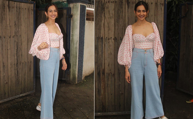 Rakul Preet Singh Gives The Right Retro Vibes In A Crop Top, Wide Leg Pants
