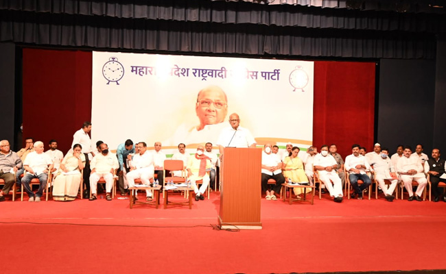 राज्यों को बर्खास्त करने करने वाली सत्ता को जनता देर-सबेर बर्खास्त कर देगी: शरद पवार