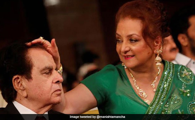 A Year After Dilip Kumar's Death, "Life Is Pheeka," Reveals Saira Banu
