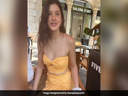Shanaya Kapoor's Ibiza Album Is All About "Friends, Food And Travel" Shanaya Kapoor's Ibiza Album Is All About "Friends, Food And Travel"