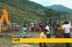 मणिपुर भूस्खलन में अब तक 14 लोगों की मौत, 60 लोगों के दबे होने की आशंका मणिपुर भूस्खलन में अब तक 14 लोगों की मौत, 60 लोगों के दबे होने की आशंका