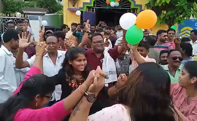 Celebrations At Droupadi Murmu's House As She Gains Lead For President