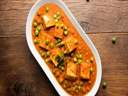 Paneer Without Garlic Onion: बिना लहसुन प्याज के बनाएं स्वादिष्ट मटर पनीर, यहां देखें रेसिपी Paneer Without Garlic Onion: बिना लहसुन प्याज के बनाएं स्वादिष्ट मटर पनीर, यहां देखें रेसिपी