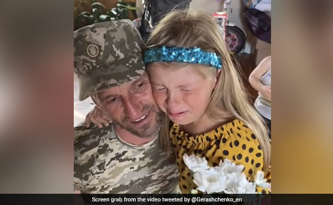 "Daddy Came Home": On Camera, Ukraine Soldier's Tearful Homecoming