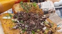 Watch: Indian Street Vendor Makes Omelette With Cola And Oreo, See How The Internet Is Reacting