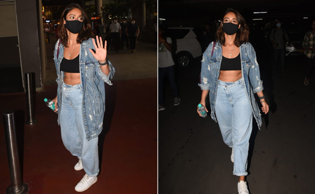 Just Ileana D'Cruz In A Black Bralette, Denim Jacket And Jeans With Her Washboard Abs On Display