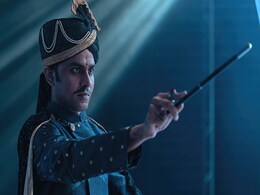 Jaadugar Movie Review: फुटबॉल के फेर में फंसा नीमच का जादूगर मीनू, जानें कैसी है नेटफ्लिक्स फिल्म Jaadugar Movie Review: फुटबॉल के फेर में फंसा नीमच का जादूगर मीनू, जानें कैसी है नेटफ्लिक्स फिल्म