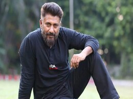 विवेक अग्निहोत्री ने शाहरुख-सलमान पर साधा निशाना, लिखा- जब तक बॉलीवुड में किंग, बादशाह, सुल्तान हैं, डूबता रहेगा विवेक अग्निहोत्री ने शाहरुख-सलमान पर साधा निशाना, लिखा- जब तक बॉलीवुड में किंग, बादशाह, सुल्तान हैं, डूबता रहेगा