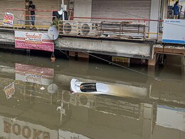 18 Killed In Rain-Related Incidents In Gujarat, Maharashtra, Madhya Pradesh 18 Killed In Rain-Related Incidents In Gujarat, Maharashtra, Madhya Pradesh