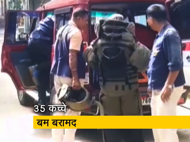 पश्चिम बंगाल के उत्तर 24 परगना में मिले 35 कच्चे बम