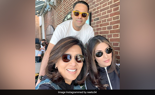 Neetu Kapoor's Holiday Pic With Riddhima And Bharat Is Giving Daughter-In-Law Alia Bhatt "FOMO"