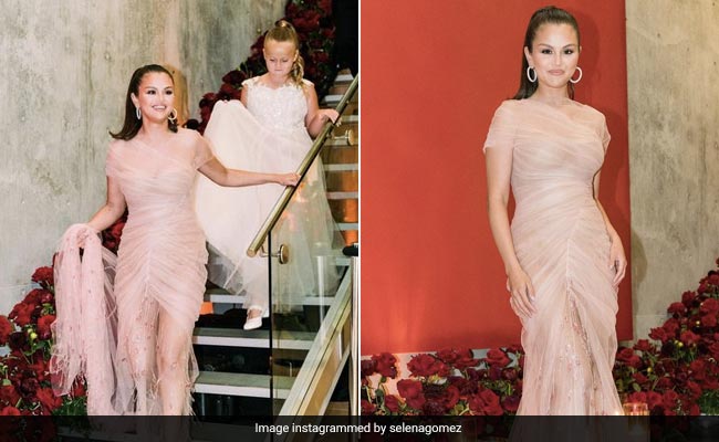 Selena Gomez Walks Straight Out Of A Fairytale Fantasy Dressed In A Dreamy Blush Pink Versace Gown