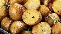 This Crispy Salsa Potato Recipe Will Leave You Drooling