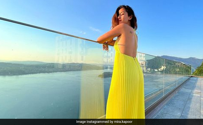 Even The Sun Turns Around To Glance At Mira Rajput's Backless Yellow Maxi Dress