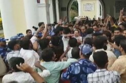 "JP Nadda, Go Back": BJP Chief Faces Students' Protest In Patna "JP Nadda, Go Back": BJP Chief Faces Students' Protest In Patna