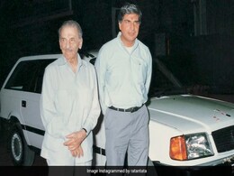 जेआरडी टाटा की Birth Anniversary पर रतन टाटा ने कही दिल को छू लेने वाली बात, बोले- गर्मजोशी से भरे... जेआरडी टाटा की Birth Anniversary पर रतन टाटा ने कही दिल को छू लेने वाली बात, बोले- गर्मजोशी से भरे...