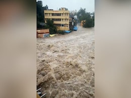 महाराष्ट्र में भारी बारिश, नासिक और गढ़चिरौली में बाढ़, स्कूल बंद किए गए महाराष्ट्र में भारी बारिश, नासिक और गढ़चिरौली में बाढ़, स्कूल बंद किए गए