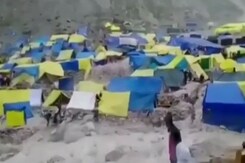 In Video, Moment When Flash Floods Hit Amarnath Pilgrims, Tents In Video, Moment When Flash Floods Hit Amarnath Pilgrims, Tents