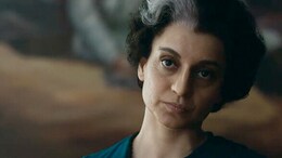 Watch: Anupam Kher Treats Kangana Ranaut With Her Favourite Food On 'Emergency' Set