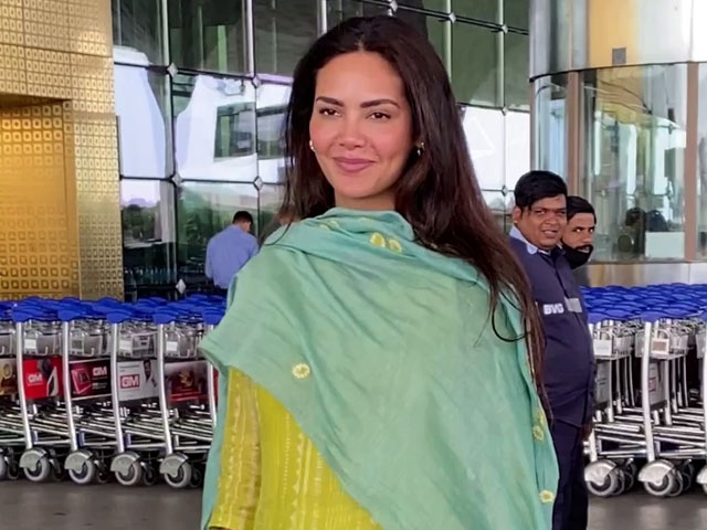 Esha Gupta's Airport OOTD Is Ethnic