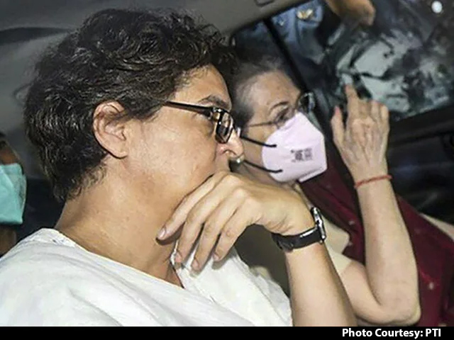 सोनिया गांधी से एक दौर की पूछताछ पूरी, प्रदर्शन कर रहे कई कांग्रेस नेता हिरासत में लिए गए