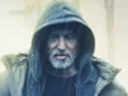 1000 ऑडिशन में बदसूरत कहकर हुआ रिजेक्ट, बीवी की प्रेग्नेंसी का बिल भरने के लिए बेचा अपना कुत्ता, 79 की उम्र में भी है दुनिया का नंबर 1 एक्शन हीरो