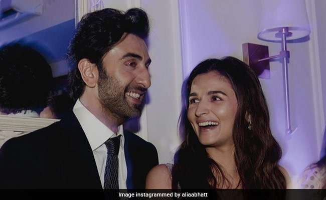 Alia Bhatt And Ranbir Kapoor Expecting Twins? Here's How The Actor Teased His Fans