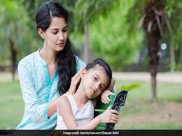 माता-पिता की कुछ गलतियां बच्चों को कर देती हैं कनफ्यूज, इसलिए इन Parenting Mistakes को सुधार लीजिए आज ही माता-पिता की कुछ गलतियां बच्चों को कर देती हैं कनफ्यूज, इसलिए इन Parenting Mistakes को सुधार लीजिए आज ही