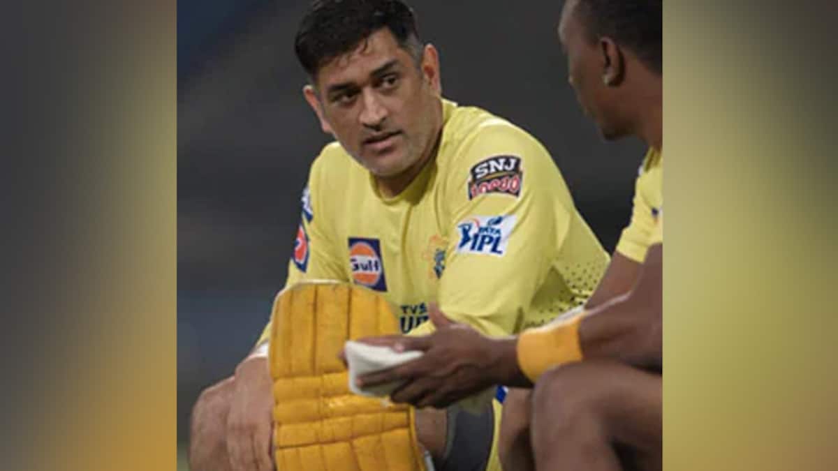 "MS Dhoni Still Playing IPL, Are They Mad?" Ex-Pakistan Star Cites India Greats Example To Criticise PCBs Selection Policy