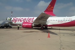 SpiceJet To Borrow From Emergency Fund To Revive Grounded Planes SpiceJet To Borrow From Emergency Fund To Revive Grounded Planes