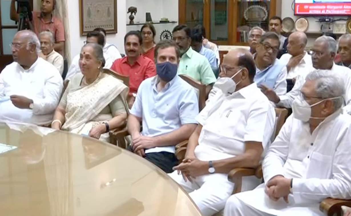 Margaret Alva files nomination papers for vice presidential election, Rahul  Gandhi, top opposition leaders present