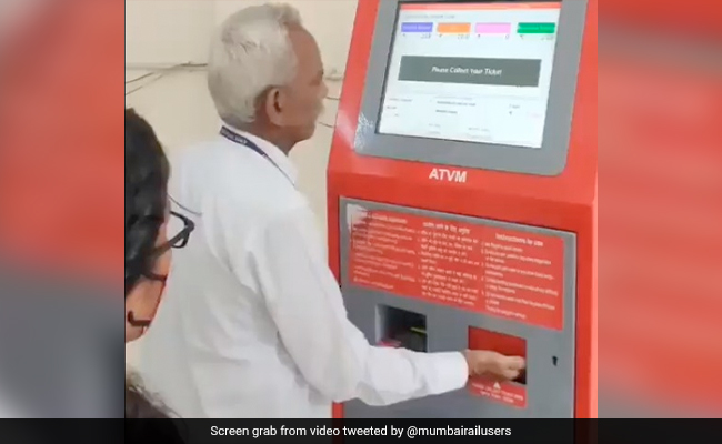 "Our Own Flash": Twitter Reacts After Railways Employee Prints Tickets In Seconds