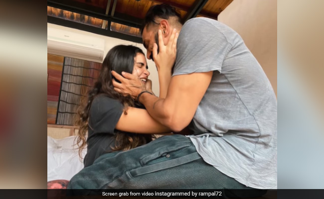Arjun Rampal And Girlfriend Gabriella Demetriades Are Celebrating 4 Years Of Togetherness Like This