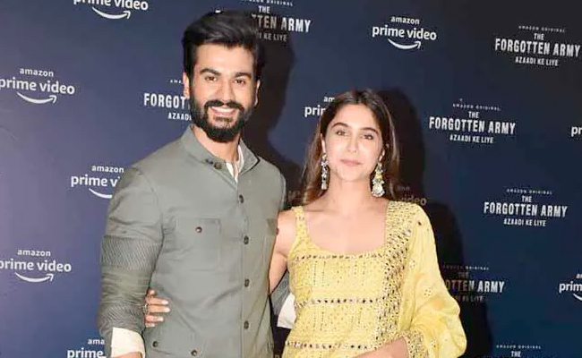 <i>Koffee With Karan 7</i>: Did Ranveer Singh Just Confirm Sunny Kaushal And Sharvari's Romance?