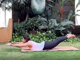 योगा क्वीन  Shilpa Shetty खुद को फिट रखने के लिए करती हैं ये योगासन, आप भी करें रूटीन में शामिल योगा क्वीन  Shilpa Shetty खुद को फिट रखने के लिए करती हैं ये योगासन, आप भी करें रूटीन में शामिल