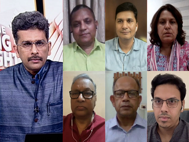 <i>Abki Baar 80 Paar</i>: Tumbling Rupee, Fumbling Response?