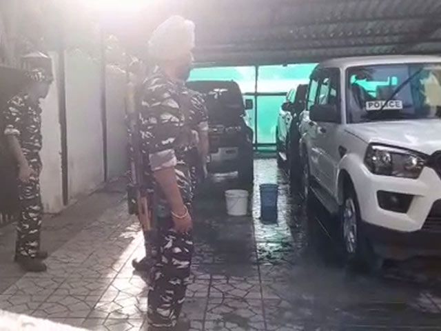 Central Agency Raids Sena's Sanjay Raut After His No-Show For Questioning