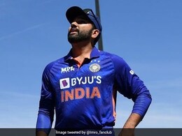 T20 Series में रोहित की नजरें इस खास रिकॉर्ड पर, गांगुली-कोहली-धोनी वाली लिस्ट में हो जाएंगे शामिल   T20 Series में रोहित की नजरें इस खास रिकॉर्ड पर, गांगुली-कोहली-धोनी वाली लिस्ट में हो जाएंगे शामिल