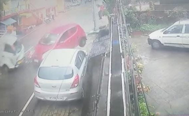 On CCTV, Speeding Car's Dramatic Crash Into Pick-Up Van In Himachal