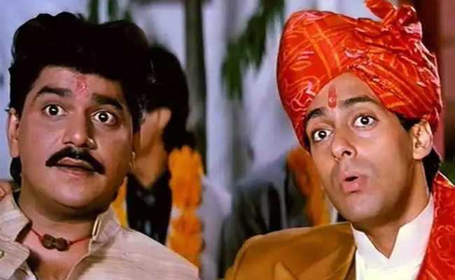 'हम आपके हैं कौन' के 'लल्लू' की बेटी Swanandi के आगे फेल हैं बड़ी-बड़ी एक्ट्रेस, खूबसूरती देख उड़े लोगों के होश, बोले- OMG !