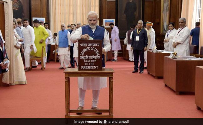 PM Votes In Presidential Election, Chief Ministers, MPs Queue Up
