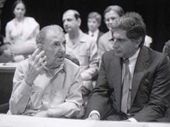 जेआरडी टाटा की जयंती पर भावुक हुए रतन टाटा, कहा- आज भी आपकी महानता कायम है