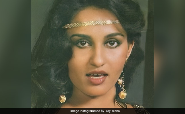 रीना रॉय की बेटी सनम खान की खूबसूरती के आगे सभी स्टारकिड्स भरते हैं पानी, वायरल हुई PHOTO तो फैन्स बोले- कहां थीं आप